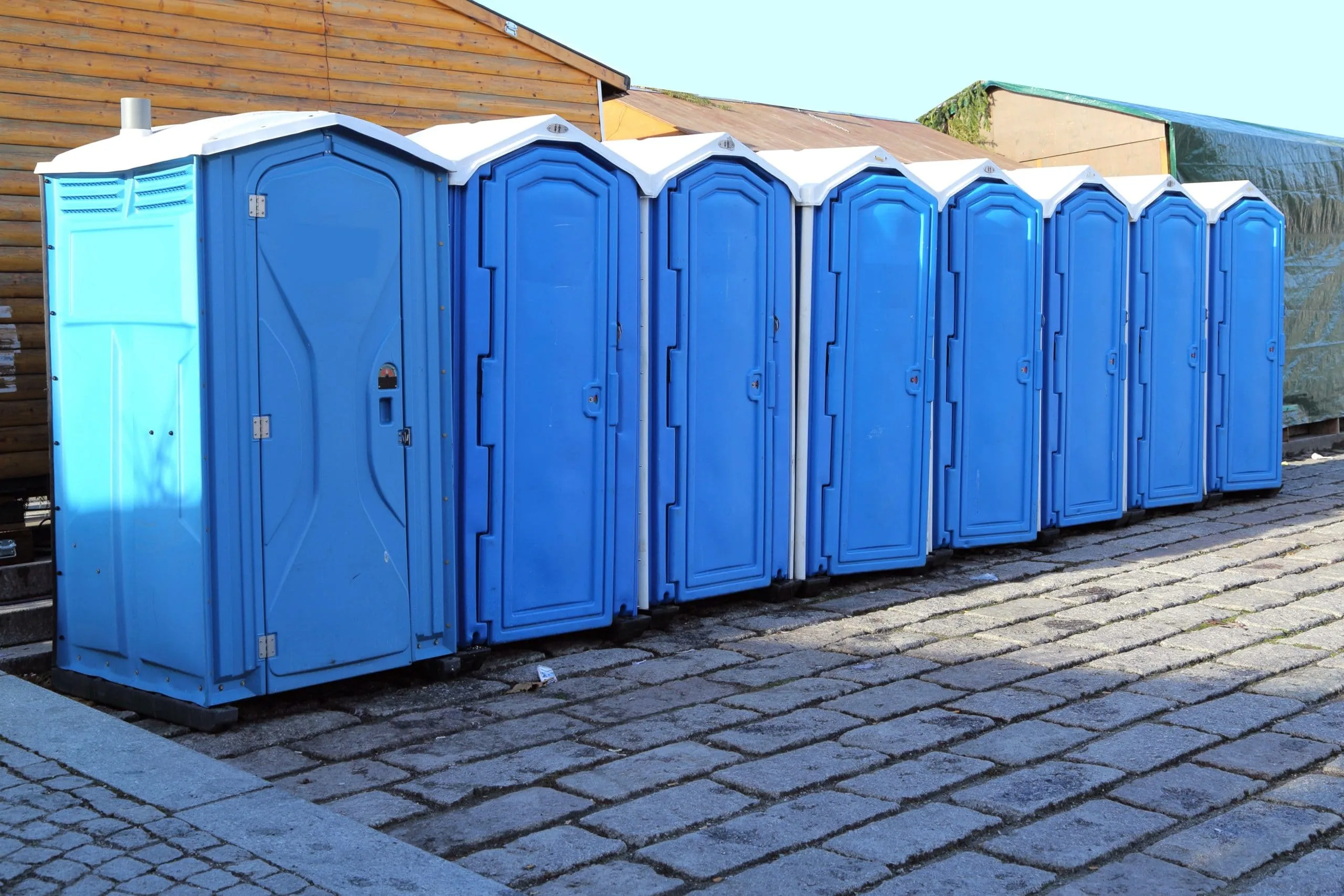USA Portable Toilet Rental Market Outlook to 2030 UAE-Potable-Toilet-Market-scaled
