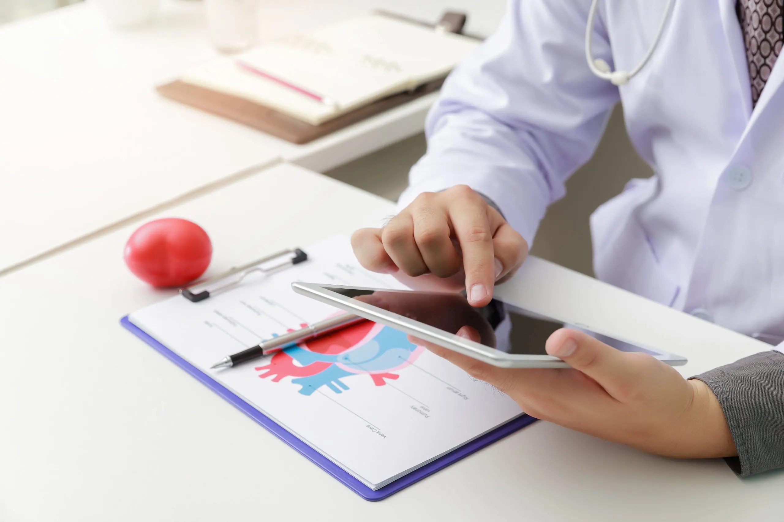 Accelerating Product-Market Fit and Regulatory Efficiency Through Medical Devices Strategic Benchmarking medical-devices-strategic-benchmarking-scaled