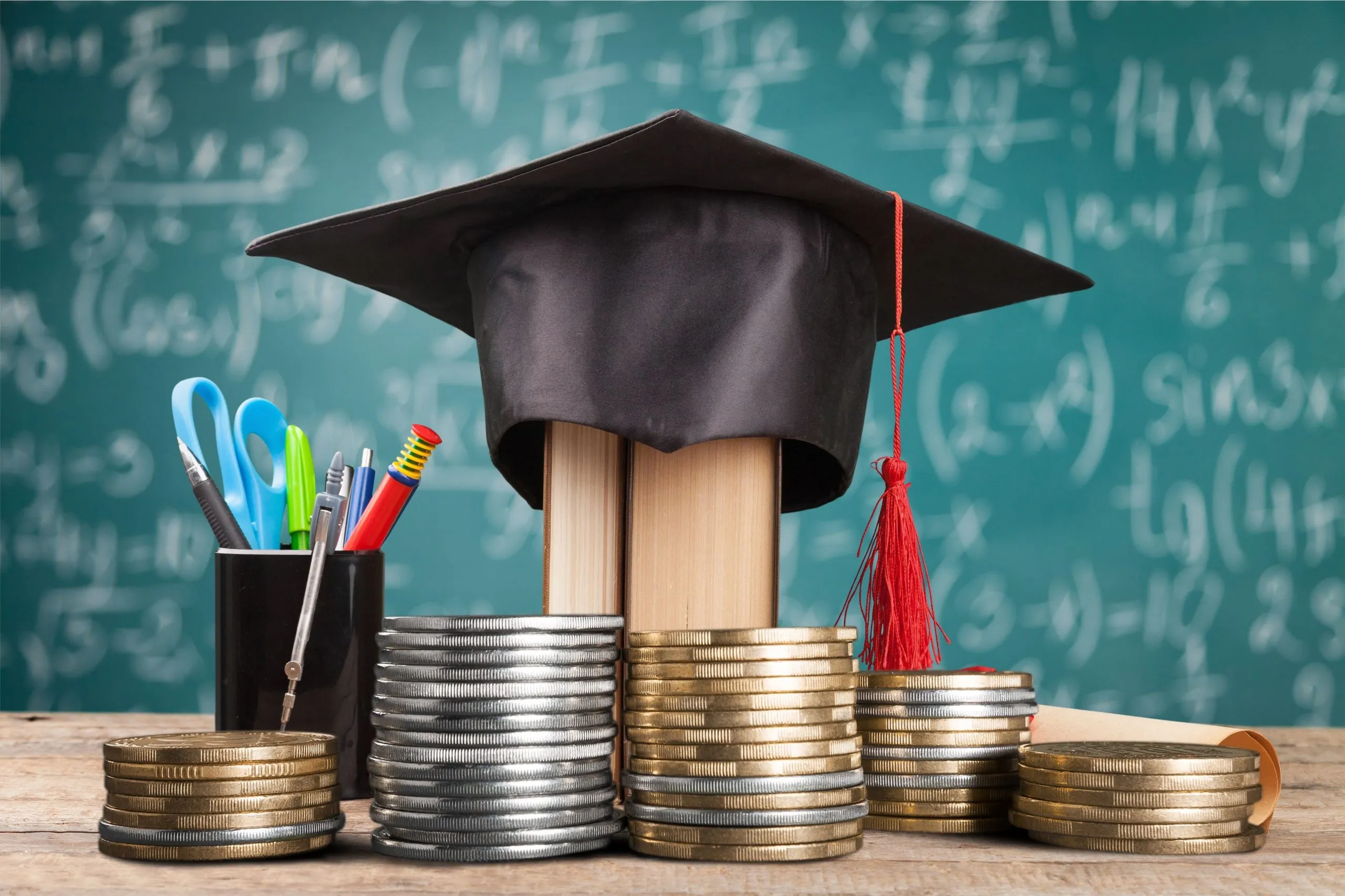 Comparative Financial Benchmarking for EdTech Platforms to Evaluate Revenue Efficiency and Learner Profitability edtech-financial-benchmarking-services-scaled